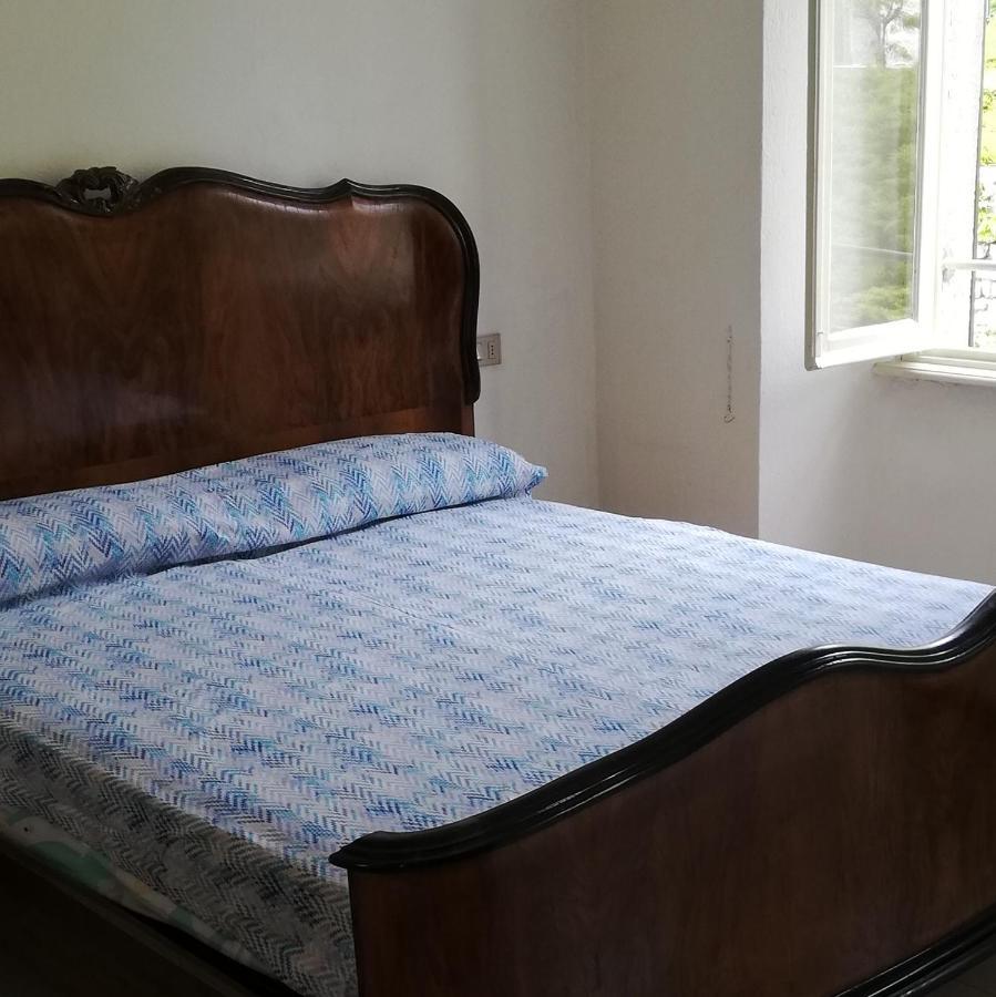 ホテル Residenza Santa Valeria Caglio エクステリア 写真