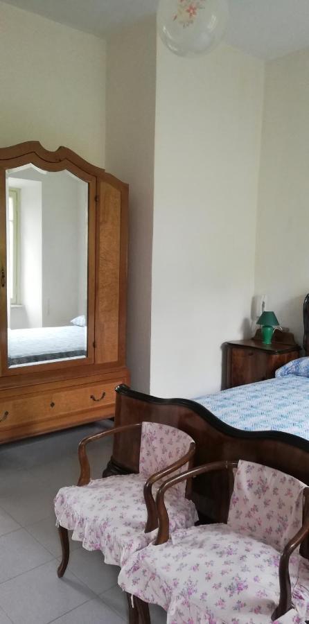 ホテル Residenza Santa Valeria Caglio エクステリア 写真