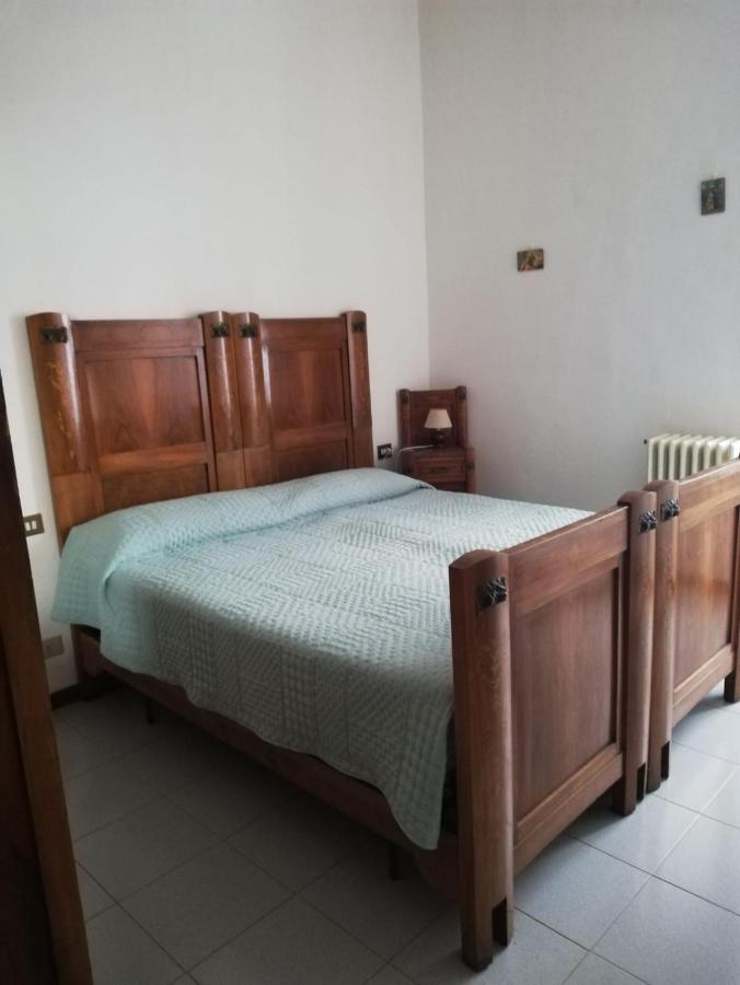 ホテル Residenza Santa Valeria Caglio エクステリア 写真