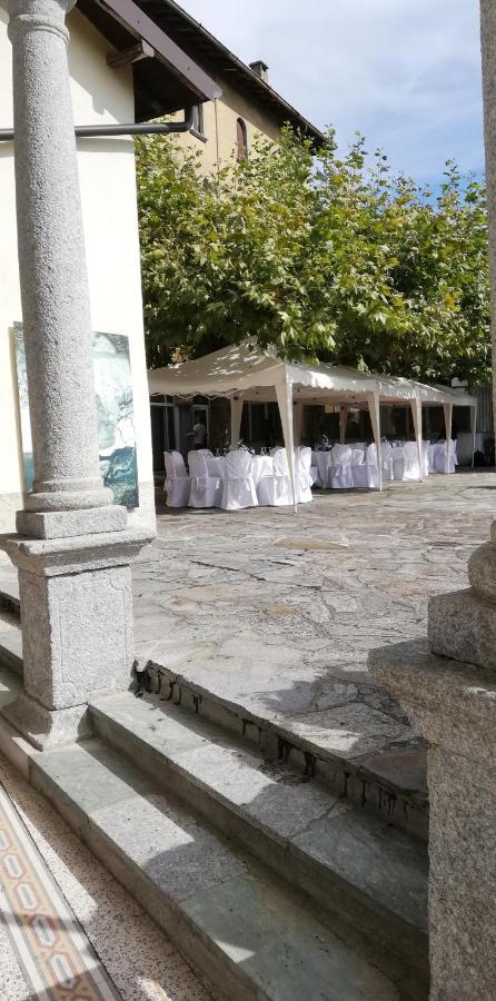 ホテル Residenza Santa Valeria Caglio エクステリア 写真