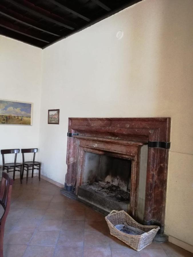 ホテル Residenza Santa Valeria Caglio エクステリア 写真