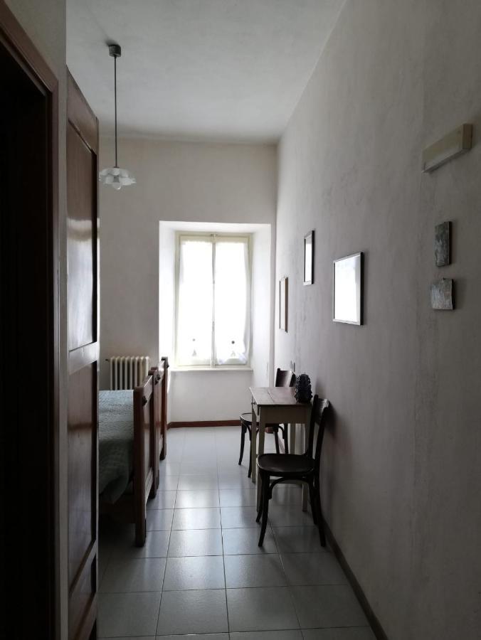 ホテル Residenza Santa Valeria Caglio エクステリア 写真