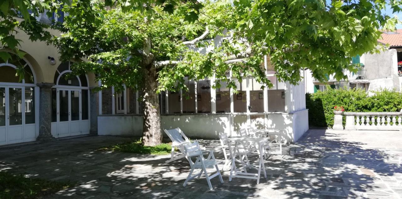 ホテル Residenza Santa Valeria Caglio エクステリア 写真