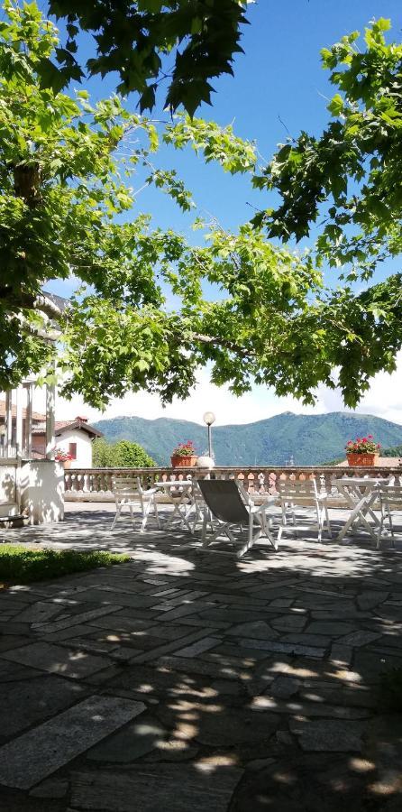 ホテル Residenza Santa Valeria Caglio エクステリア 写真